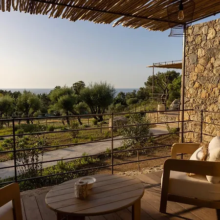 Les Paillers De Bodri - Vue Et Piscine - Adults Only Отель